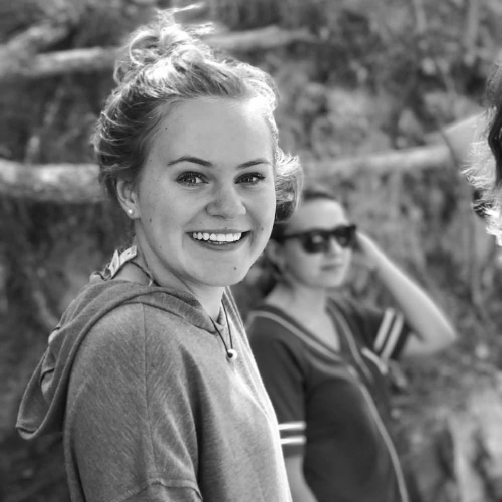 Meet your Posher, Amy